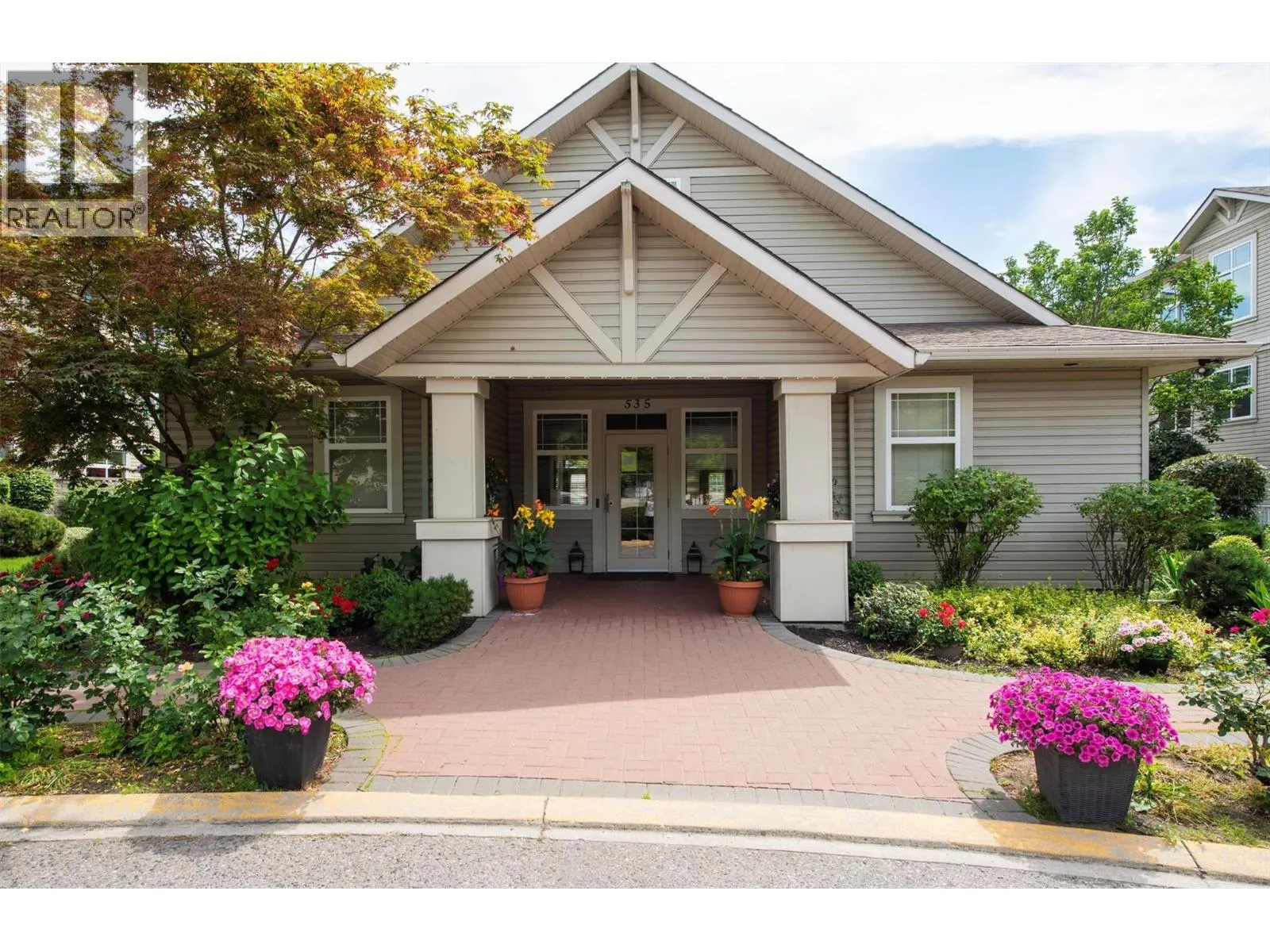 555 Houghton Road Unit# 203