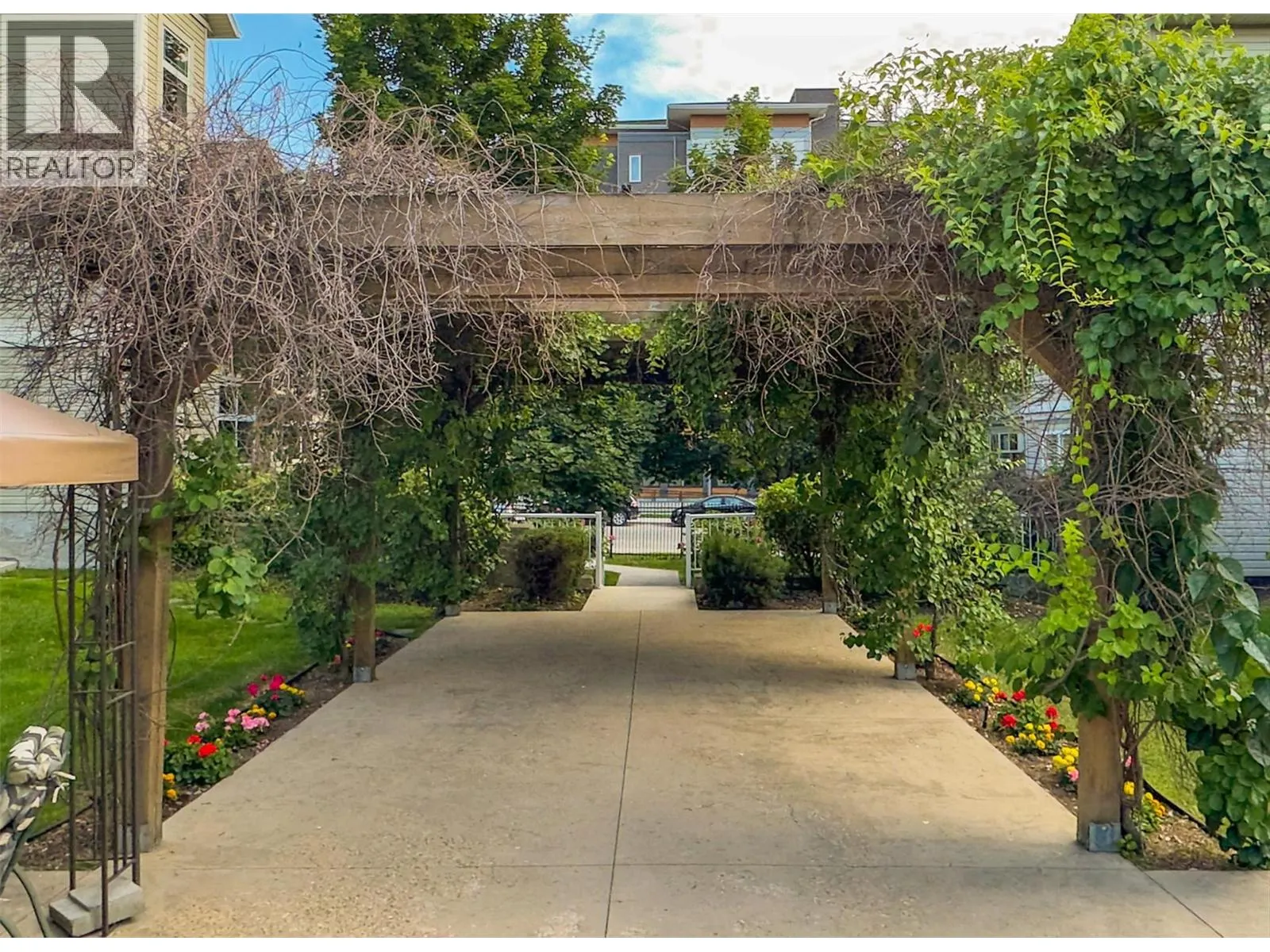 555 Houghton Road Unit# 203