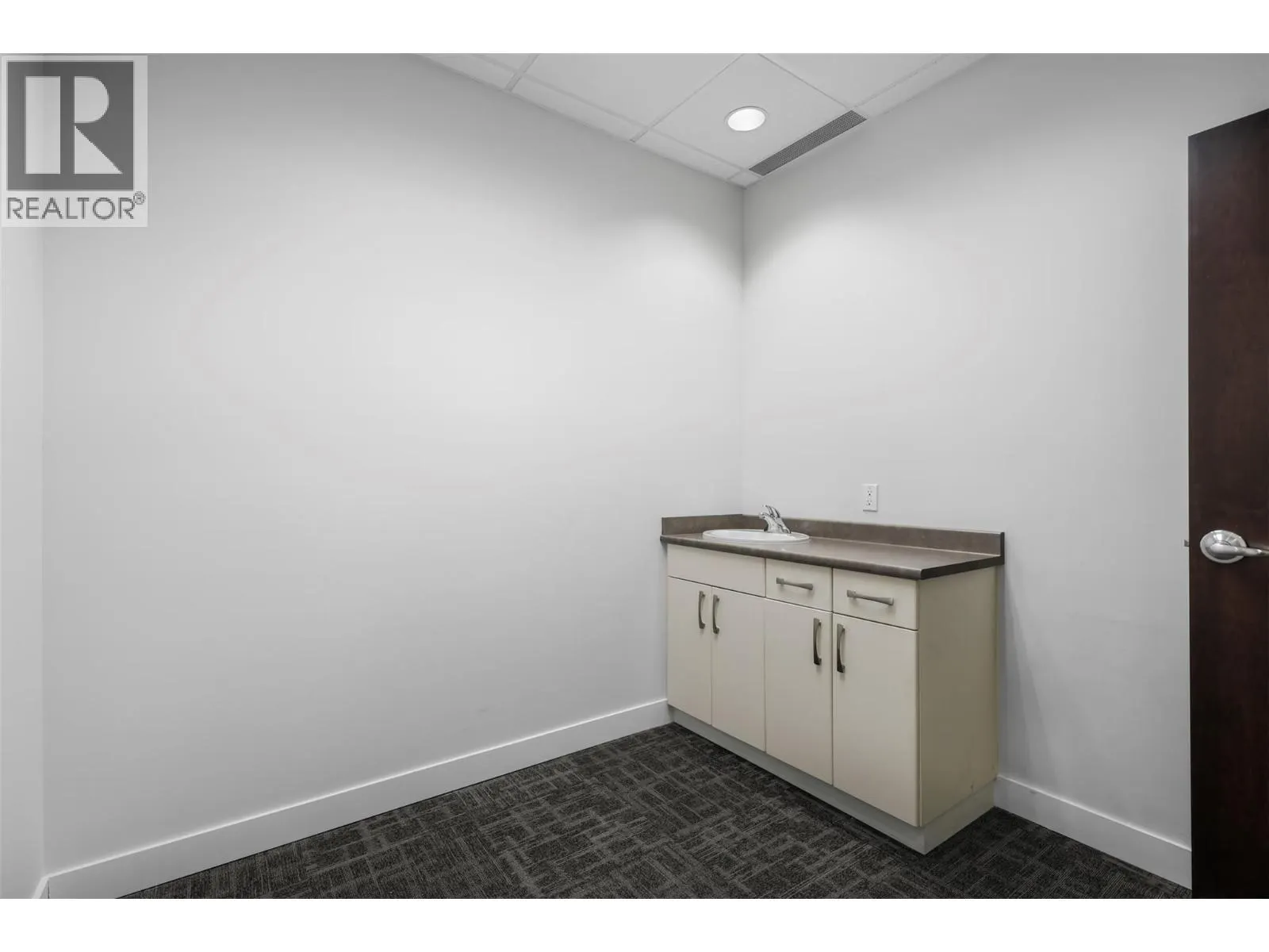 474 COLUMBIA Street Unit# 203