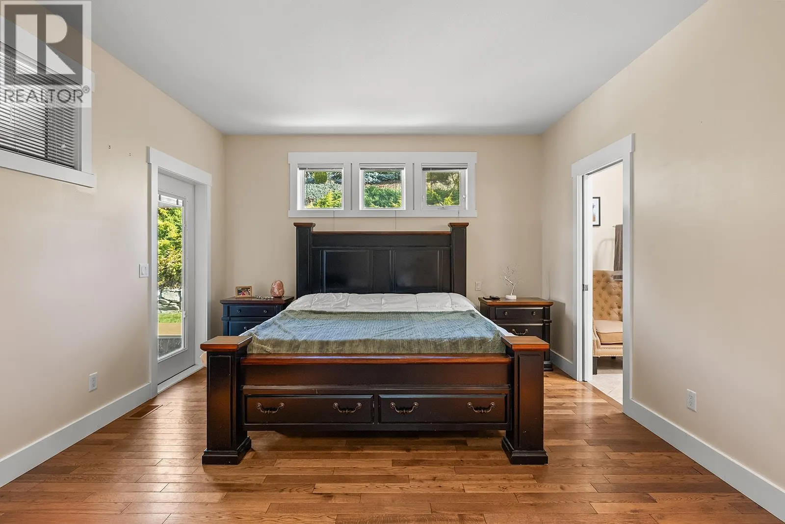 3431 Camelback Drive