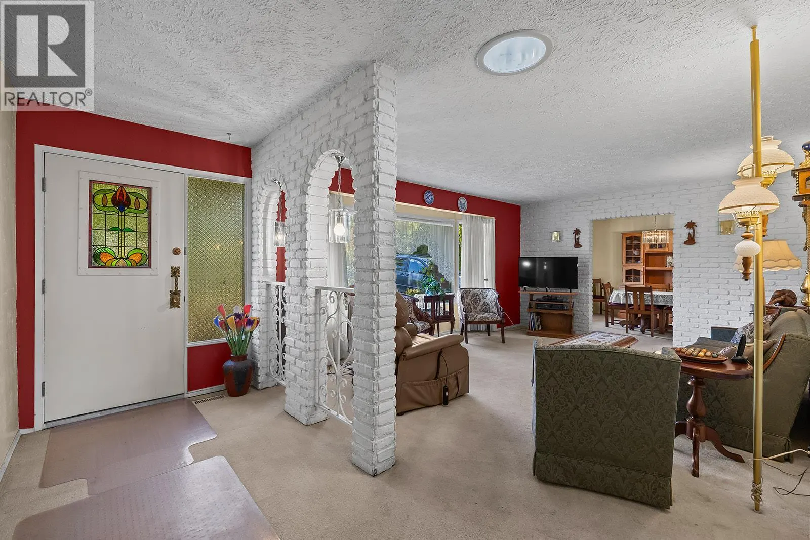 11291 Okanagan Centre Road E