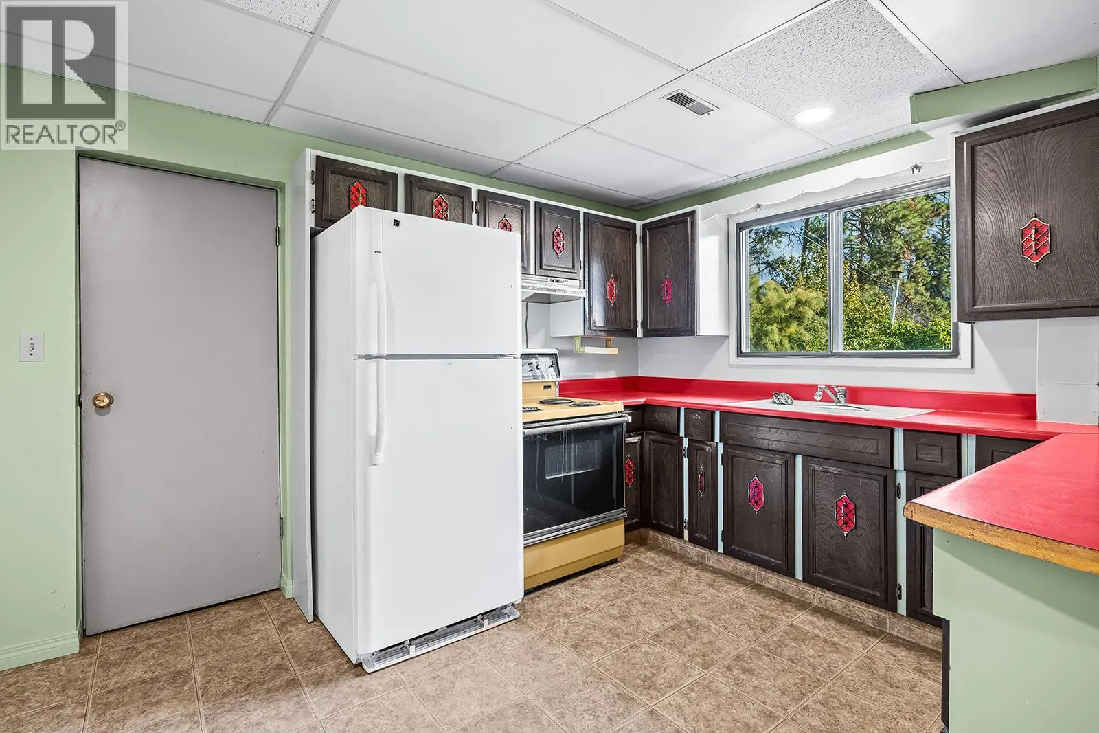 11291 Okanagan Centre Road E