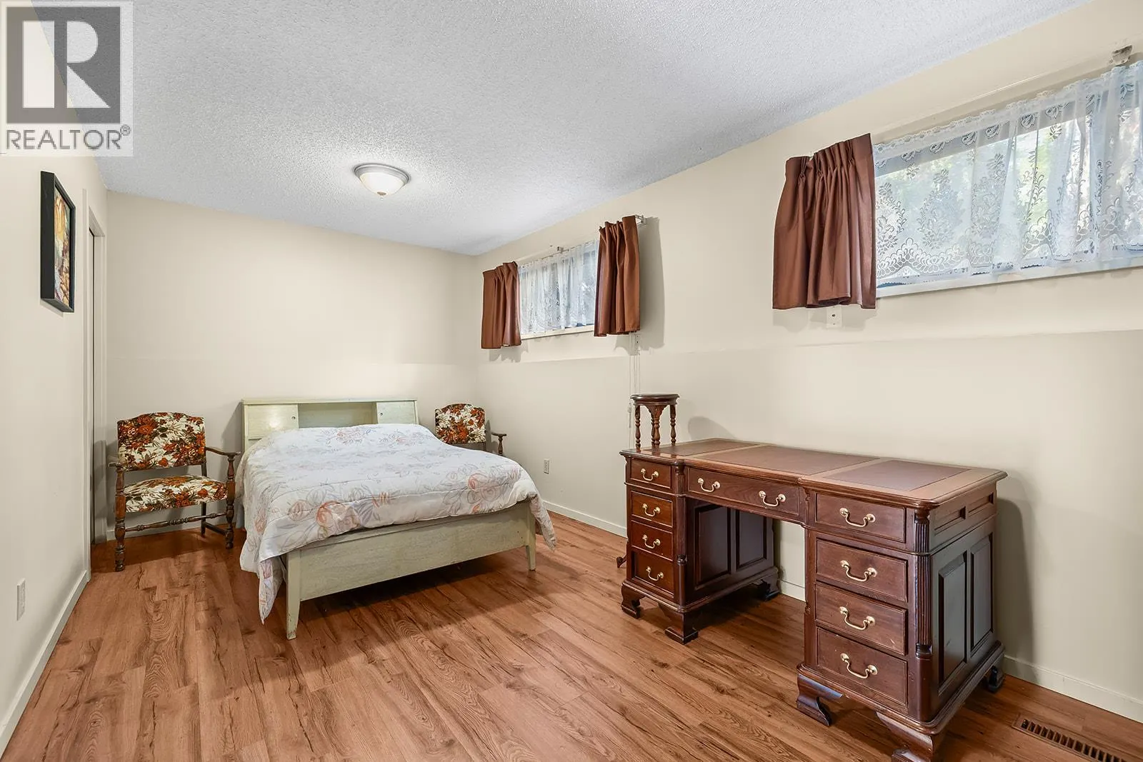 11291 Okanagan Centre Road E