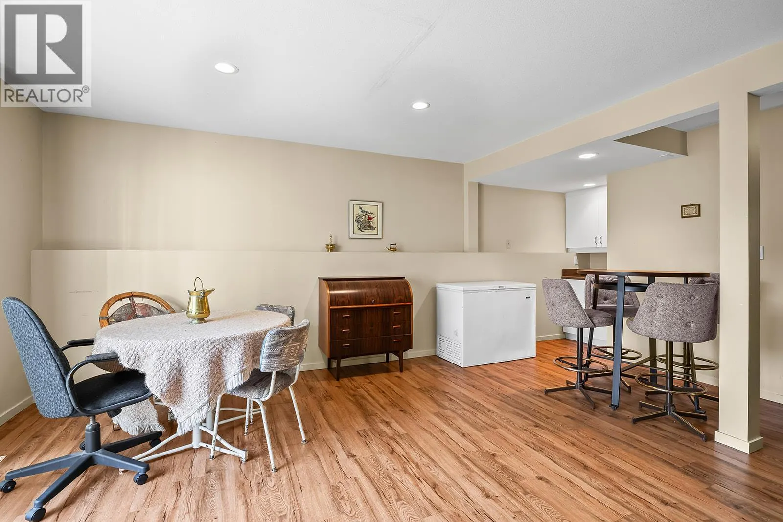 11291 Okanagan Centre Road E