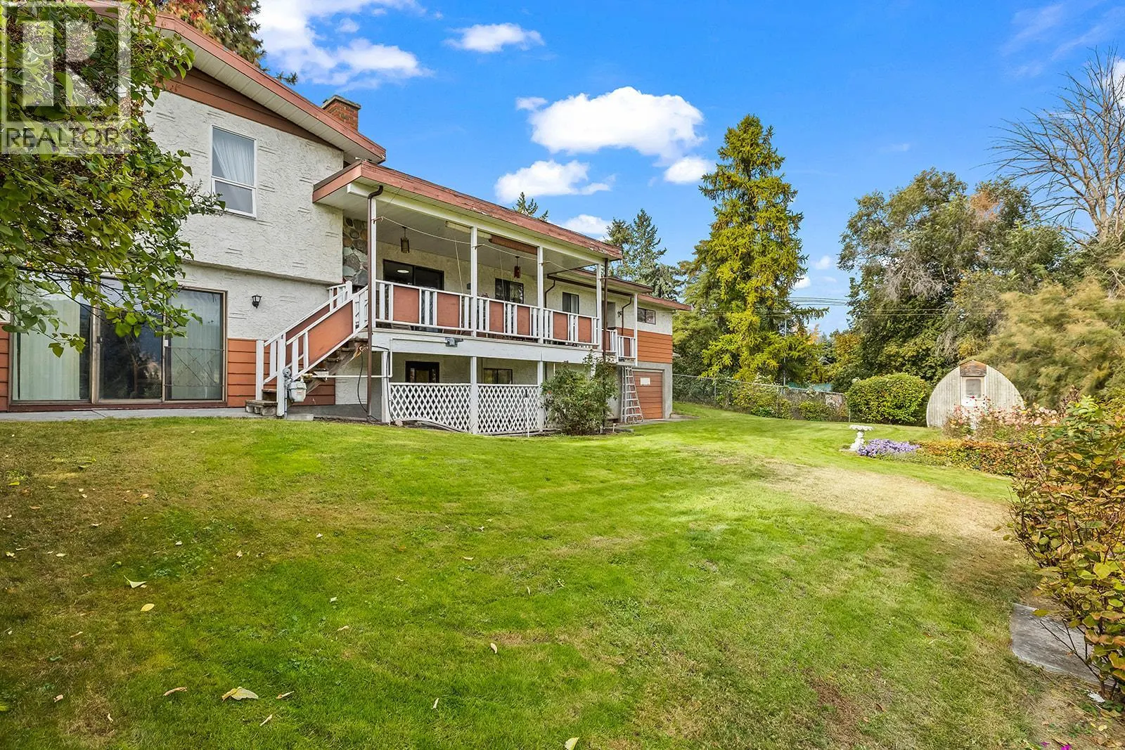 11291 Okanagan Centre Road E