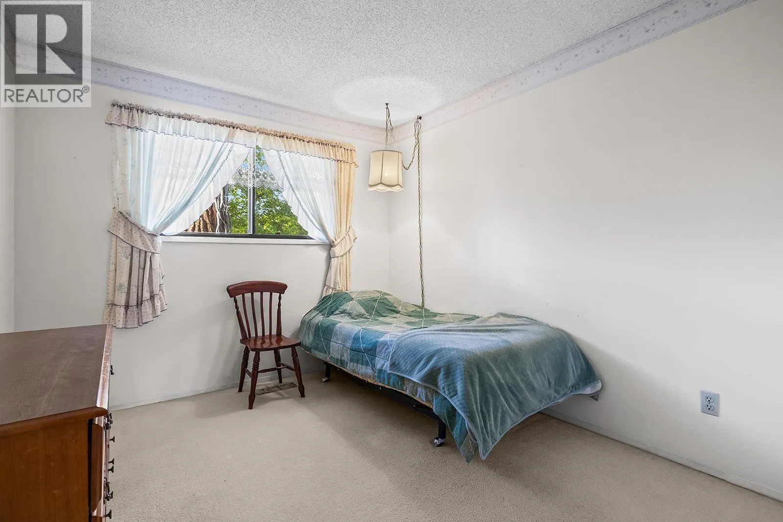 11291 Okanagan Centre Road E