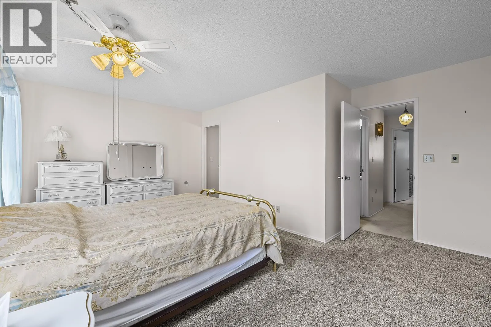 11291 Okanagan Centre Road E