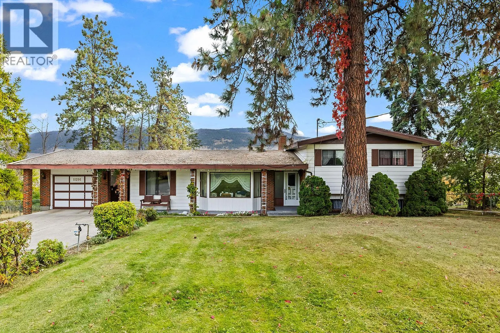 11291 Okanagan Centre Road E