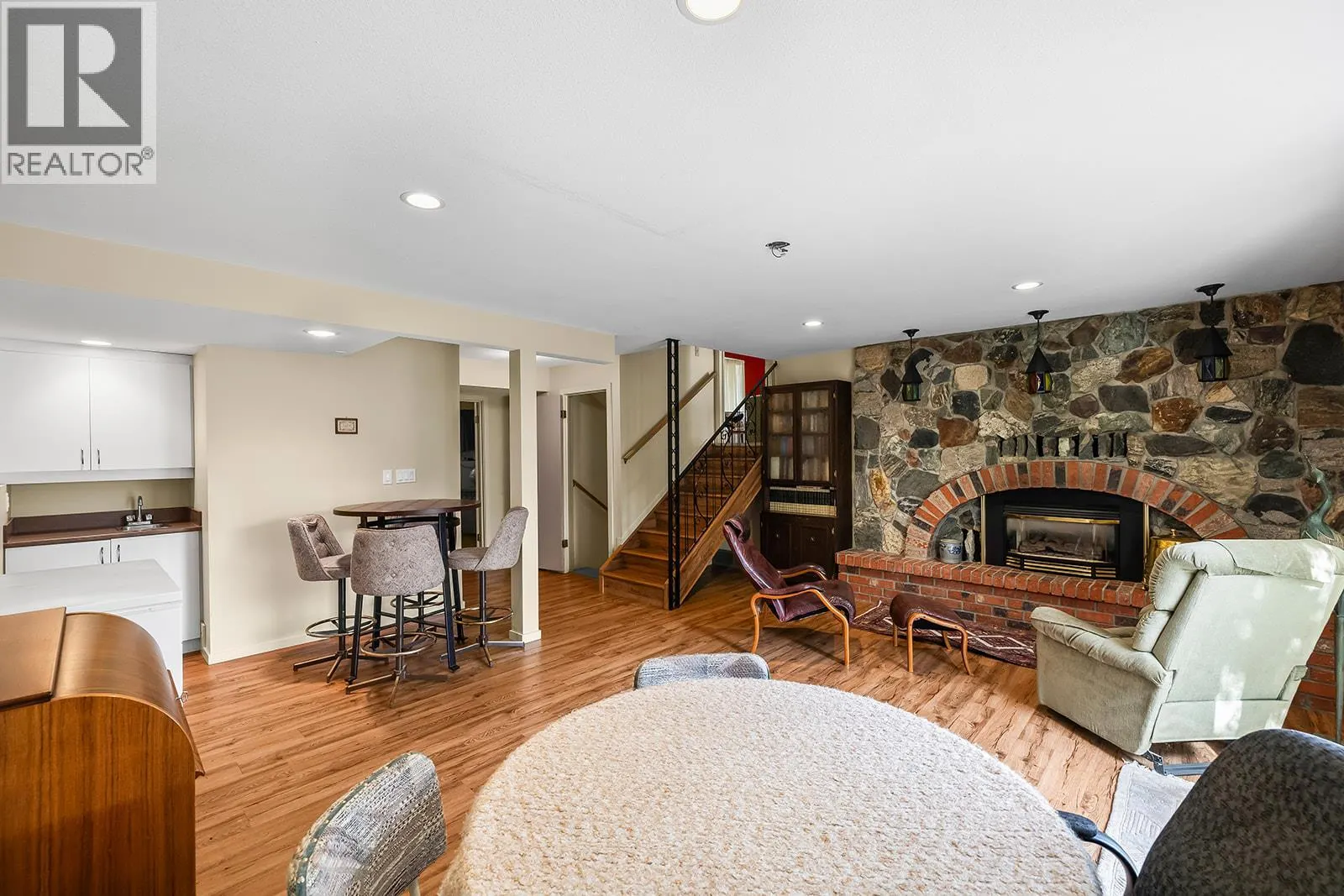 11291 Okanagan Centre Road E