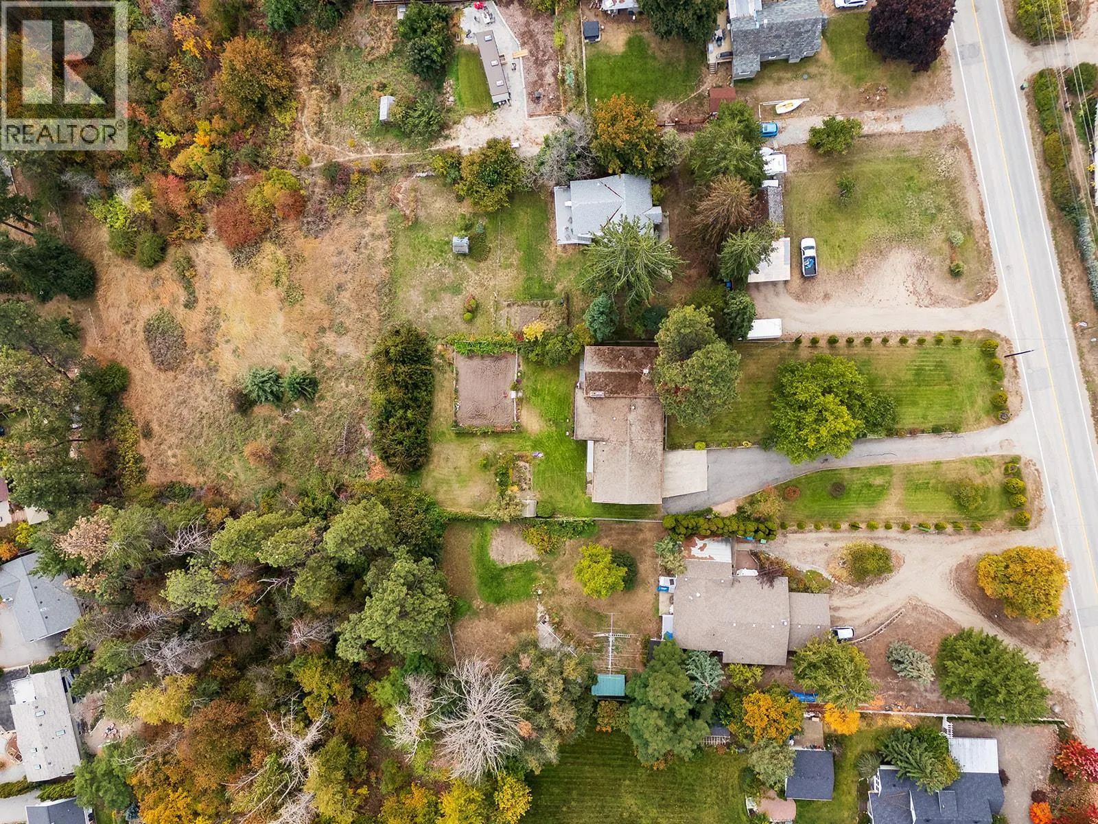 11291 Okanagan Centre Road E