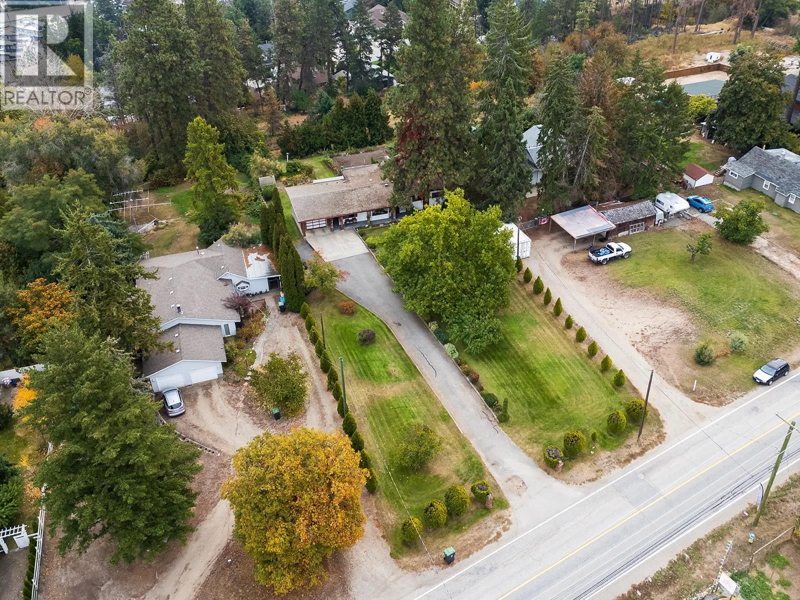 11291 Okanagan Centre Road E