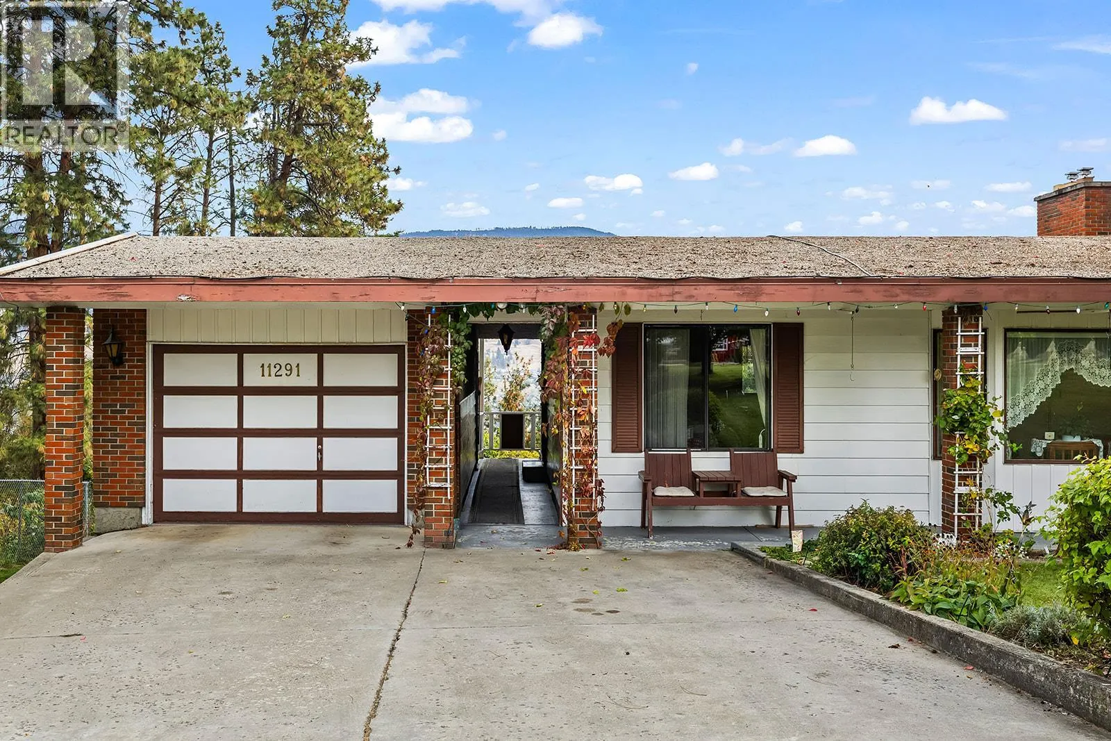 11291 Okanagan Centre Road E