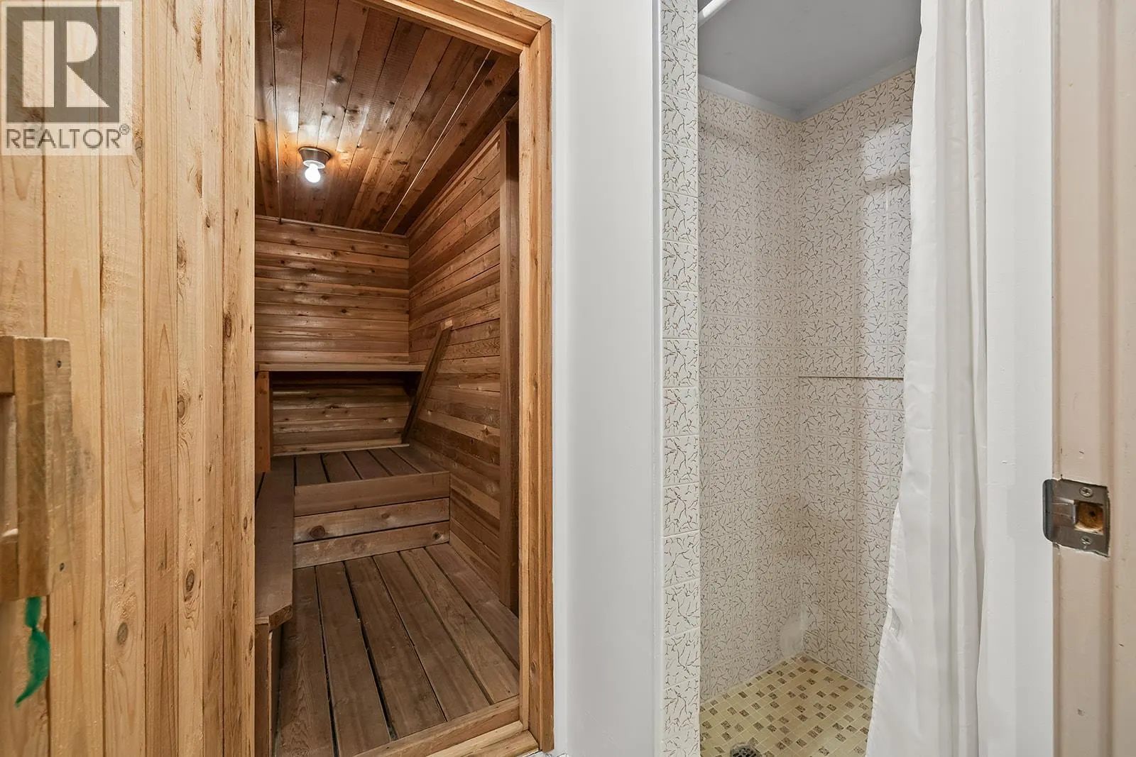 11291 Okanagan Centre Road E