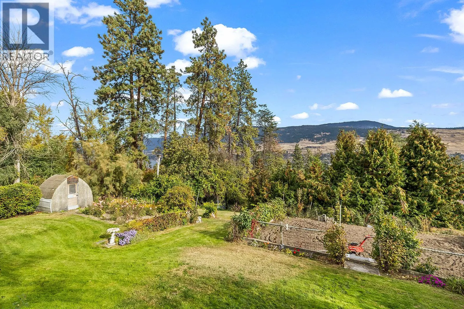 11291 Okanagan Centre Road E