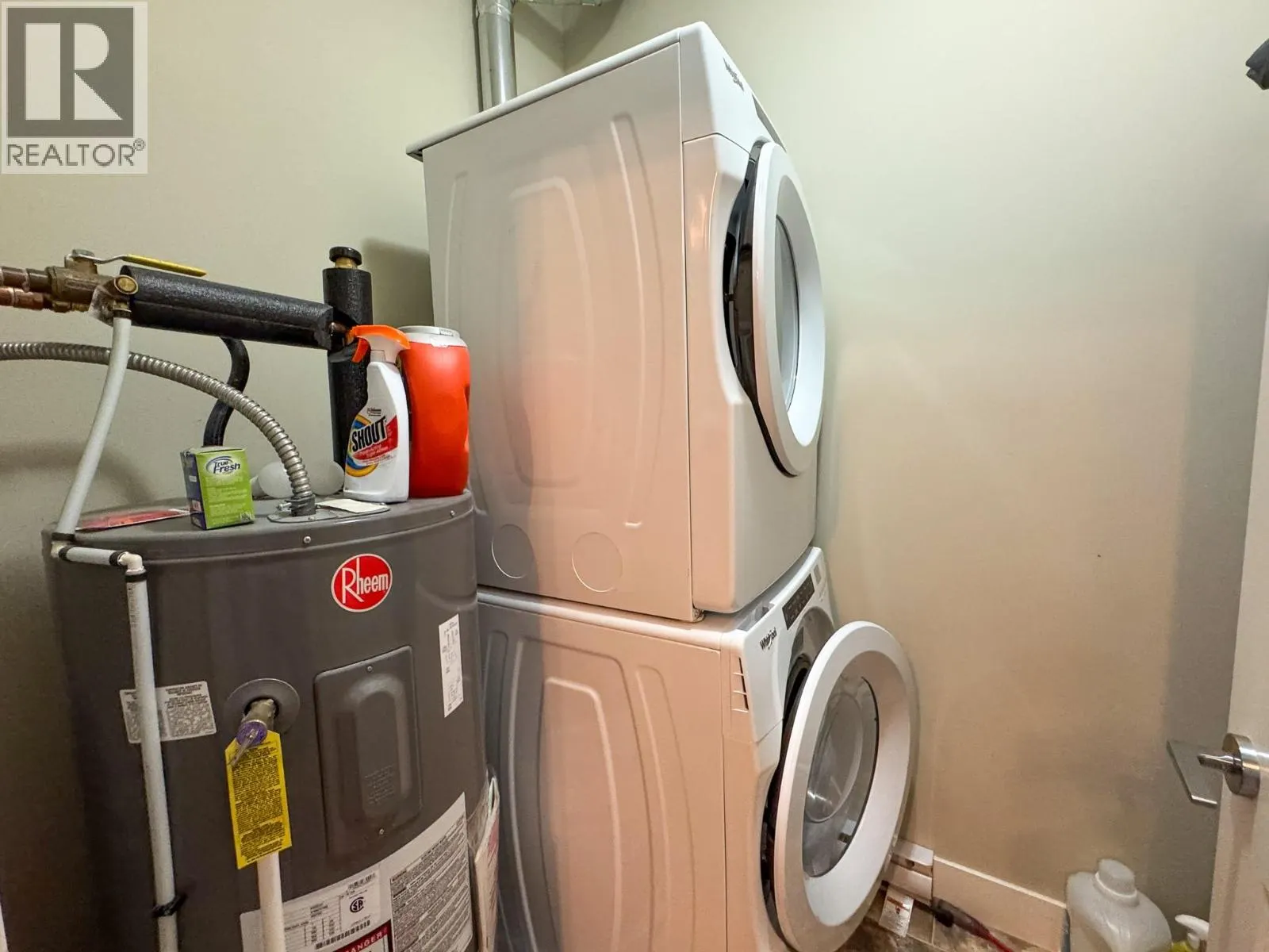 1701 MENZIES Street Unit# 305