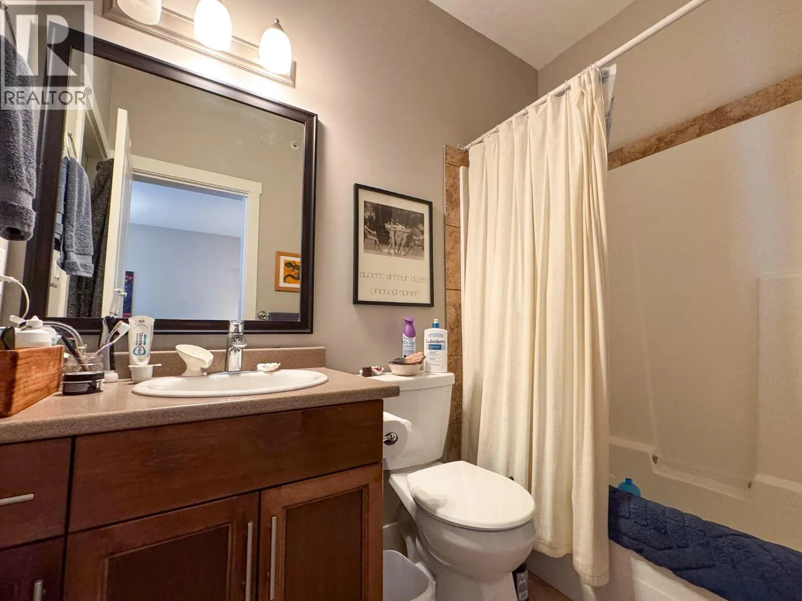 1701 MENZIES Street Unit# 305