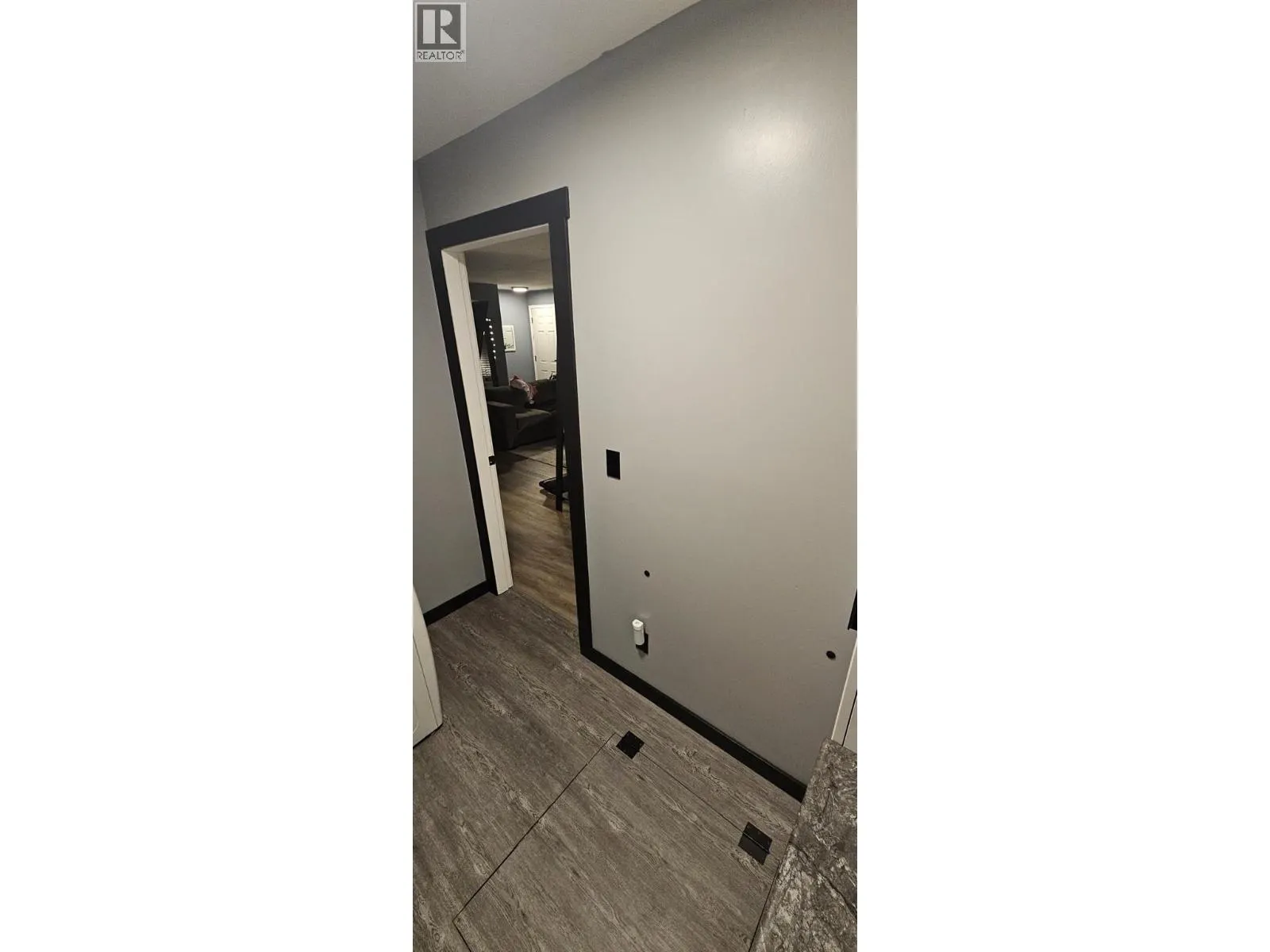 1041 Middleton Way Unit# 105