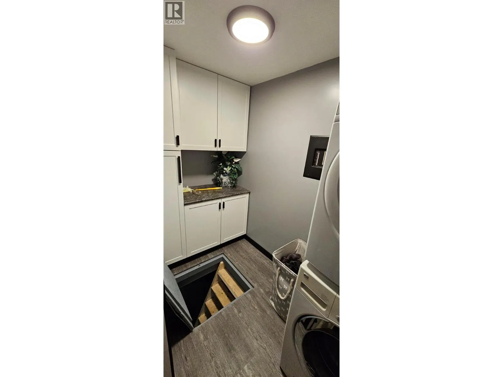 1041 Middleton Way Unit# 105