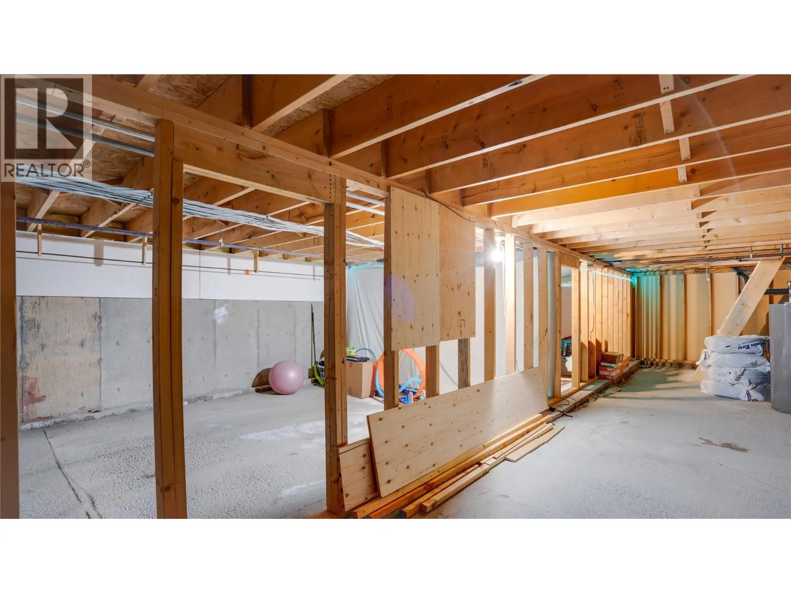 1041 Middleton Way Unit# 105