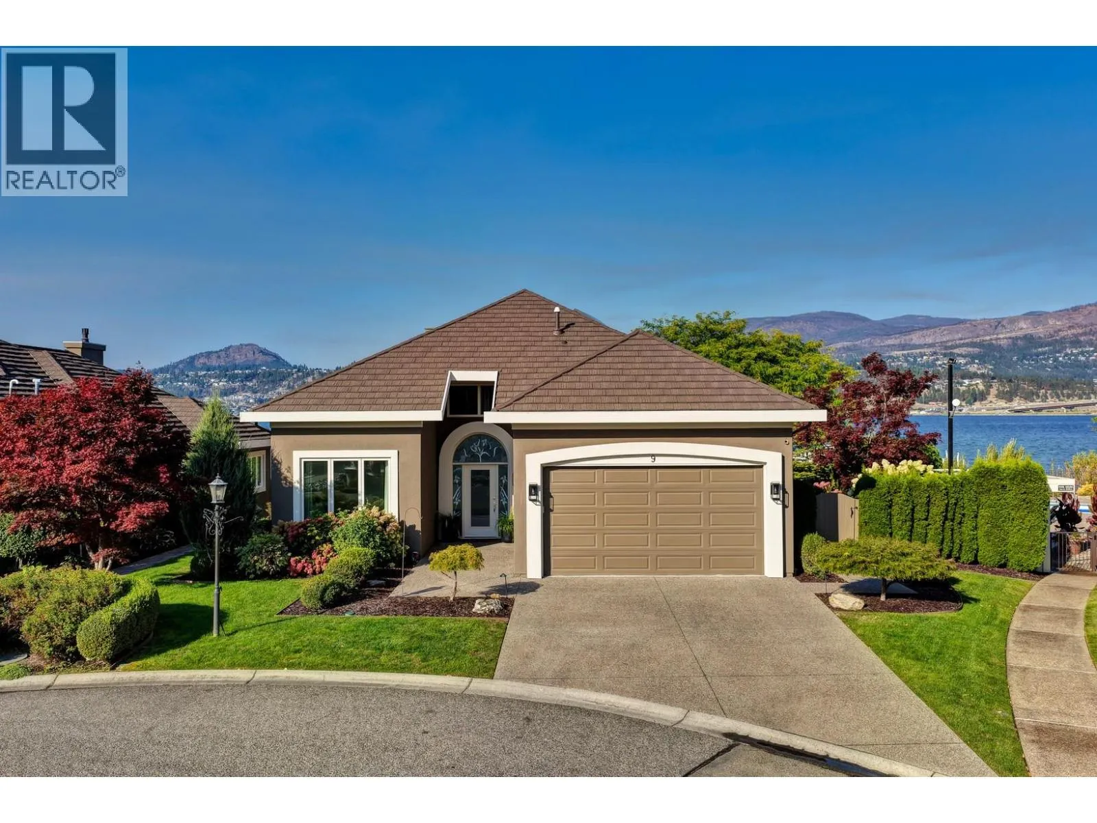 2368 Abbott Street Unit# 9