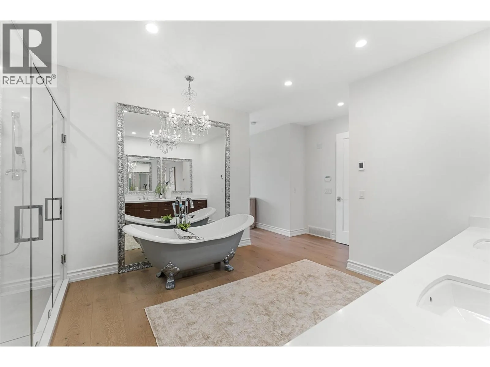 2368 Abbott Street Unit# 9