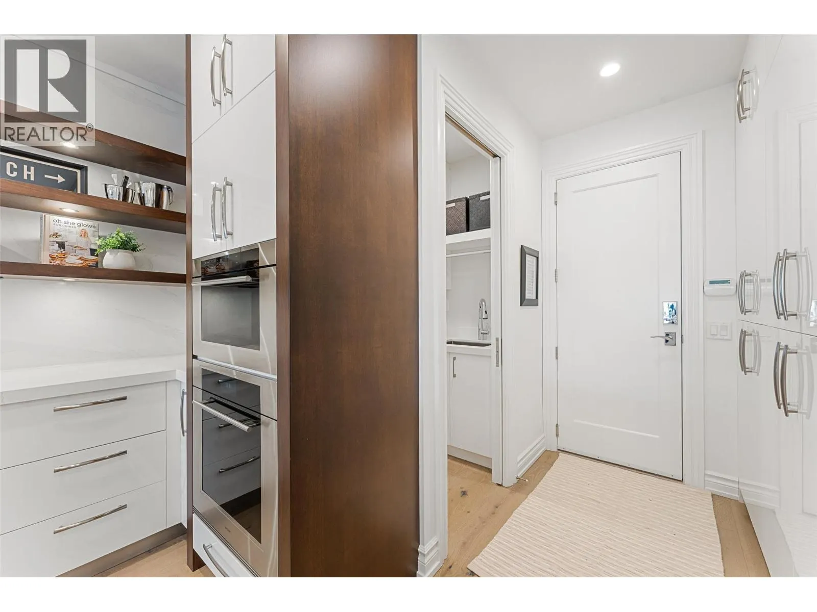 2368 Abbott Street Unit# 9