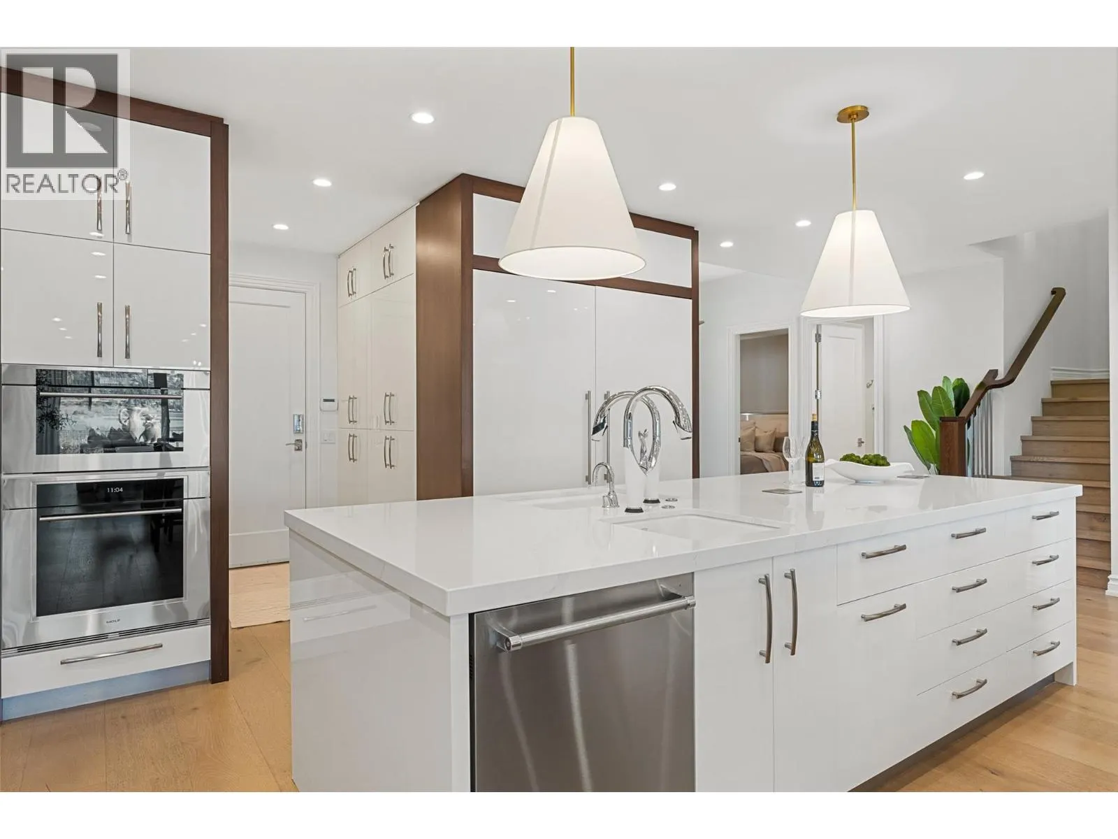 2368 Abbott Street Unit# 9