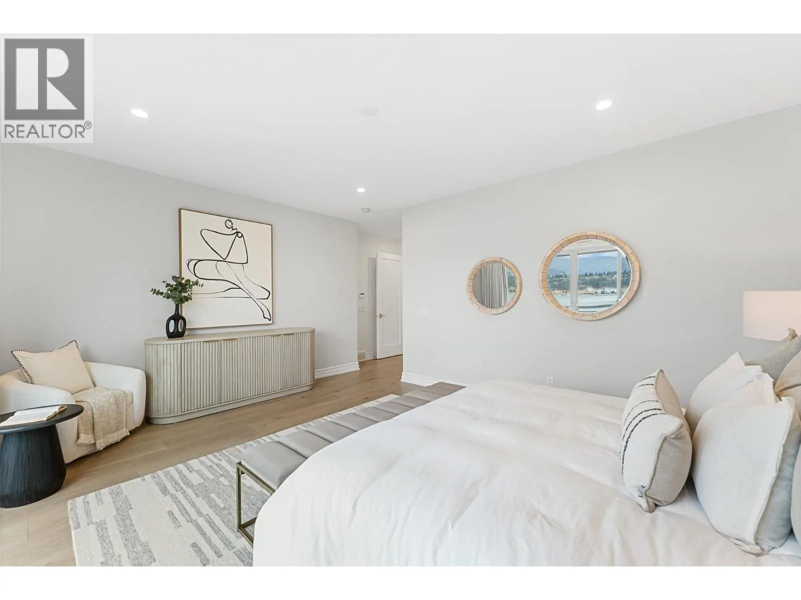 2368 Abbott Street Unit# 9