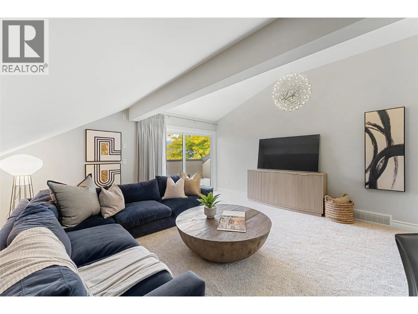 2368 Abbott Street Unit# 9