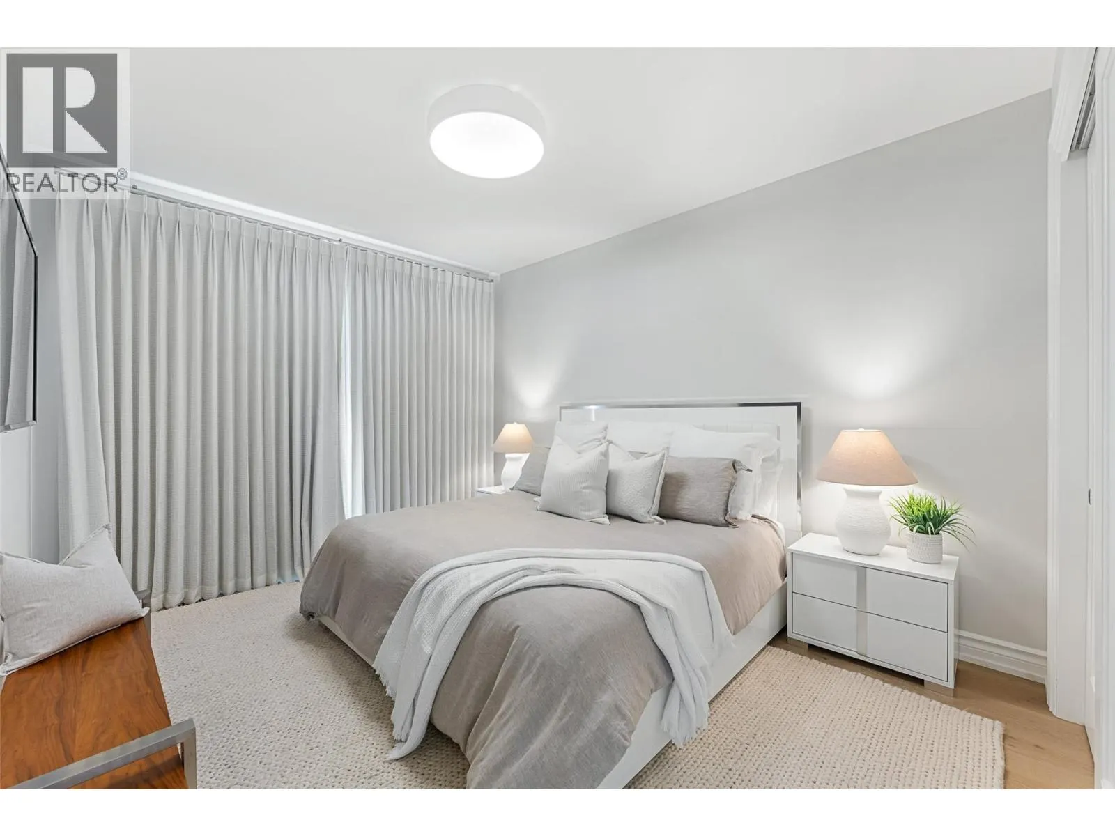 2368 Abbott Street Unit# 9