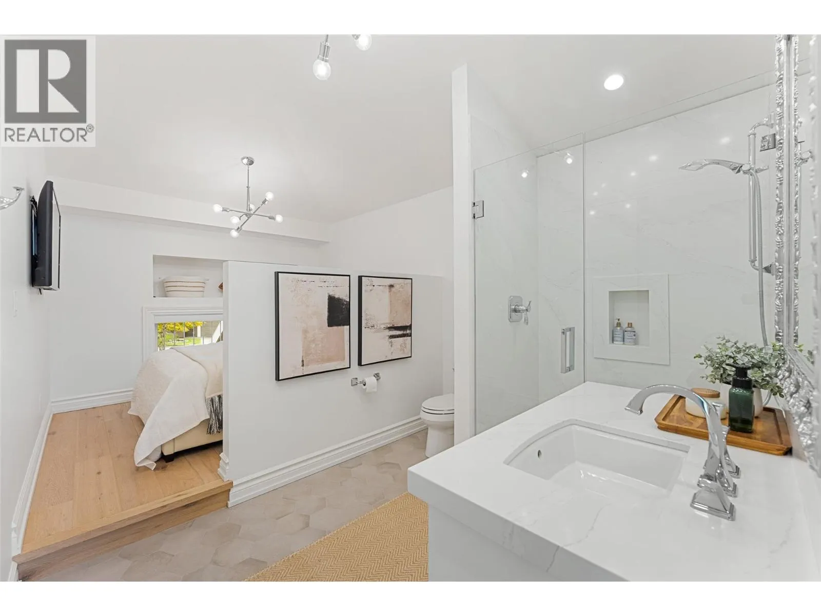 2368 Abbott Street Unit# 9