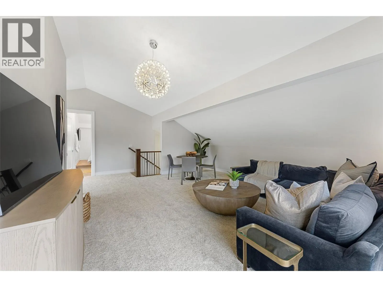 2368 Abbott Street Unit# 9