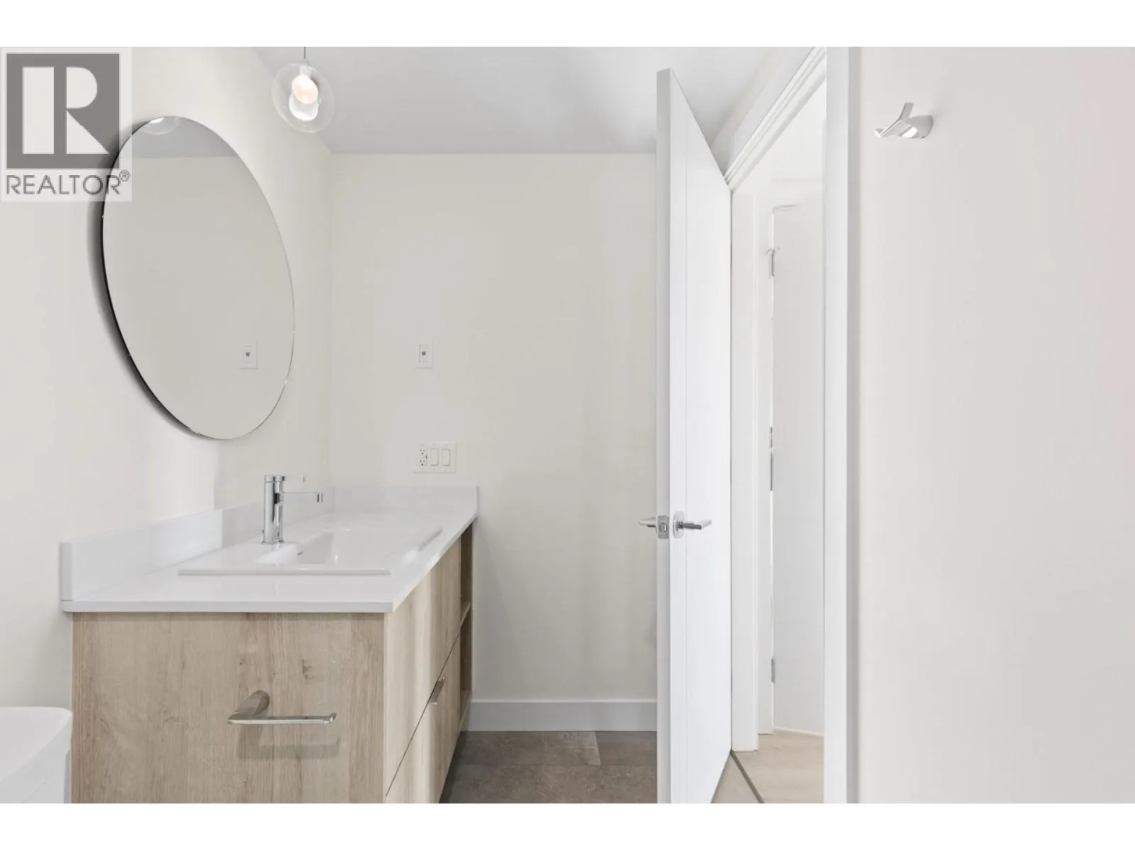 3699 Capozzi Road Unit# 607