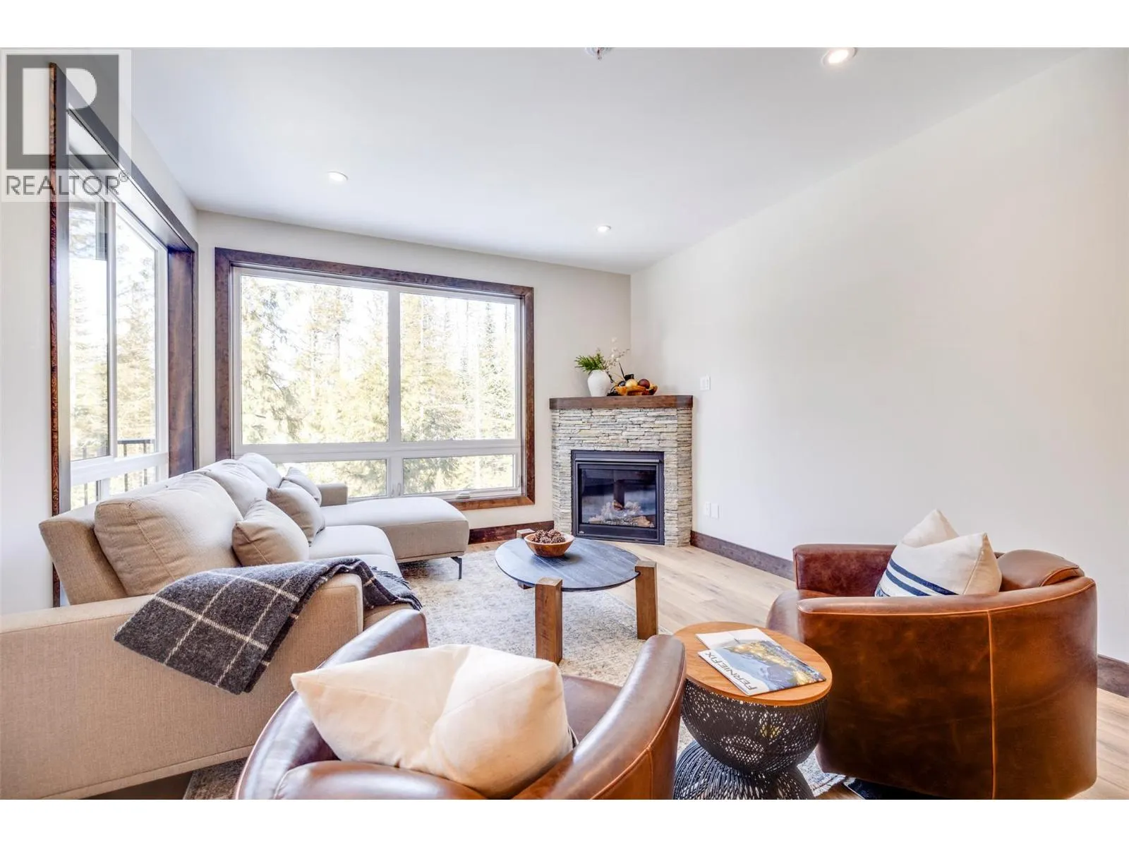 4576 Timberline Crescent Unit# 38