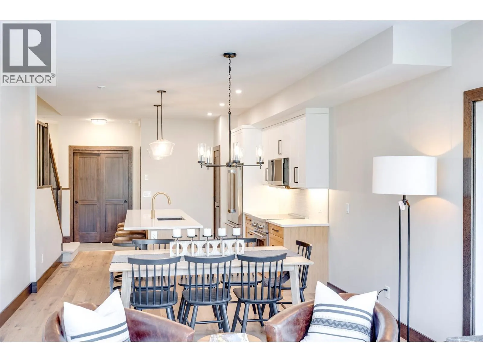 4576 Timberline Crescent Unit# 38