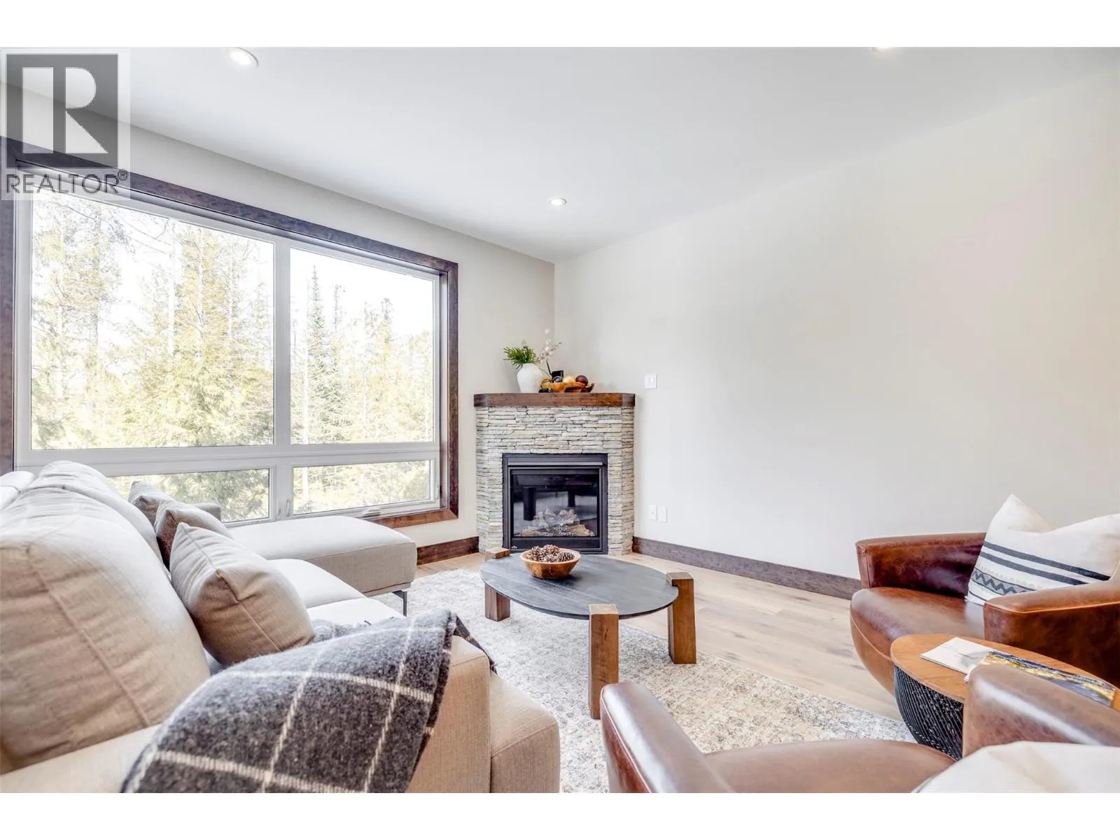 4576 Timberline Crescent Unit# 38