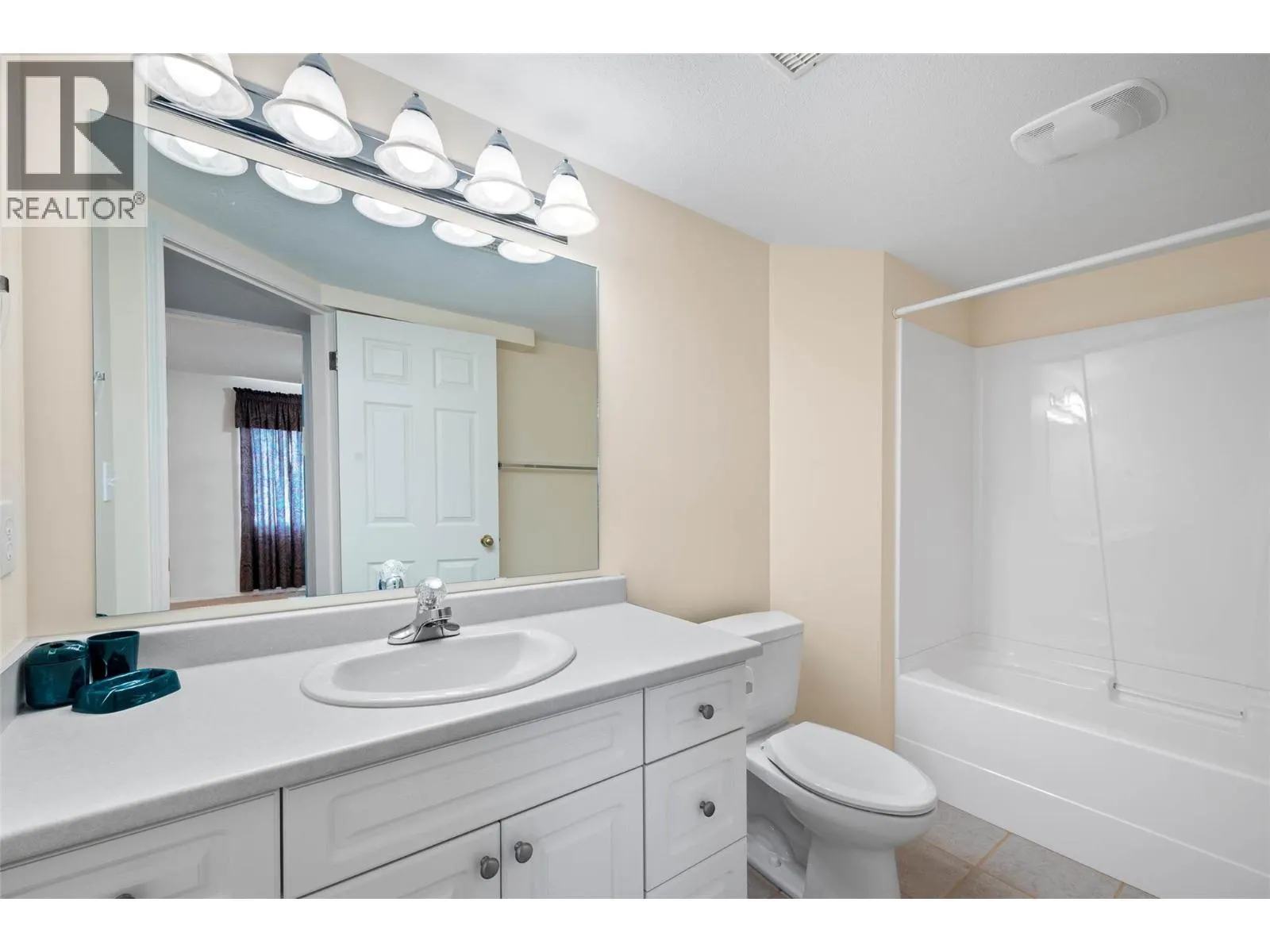 2022 Pacific Way Unit# 38