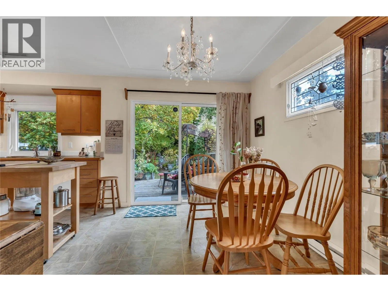 956 Kilwinning Street