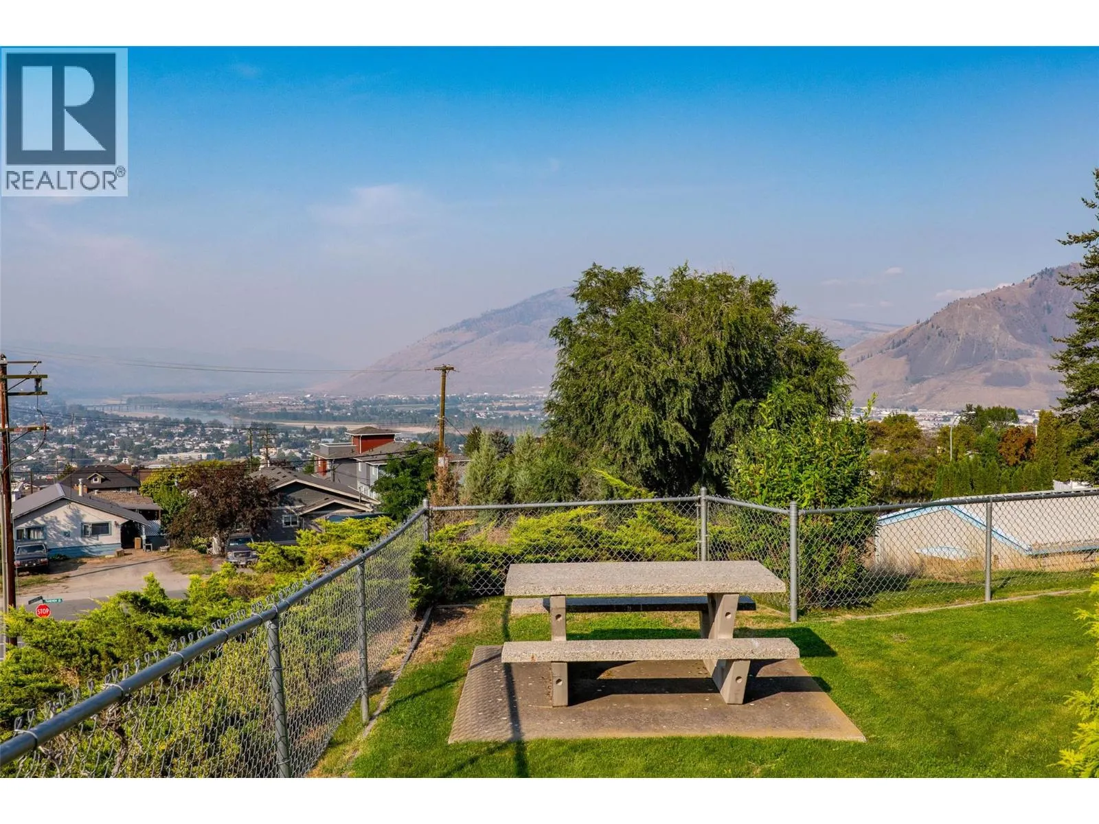 445 DALGLEISH Drive Unit# 10