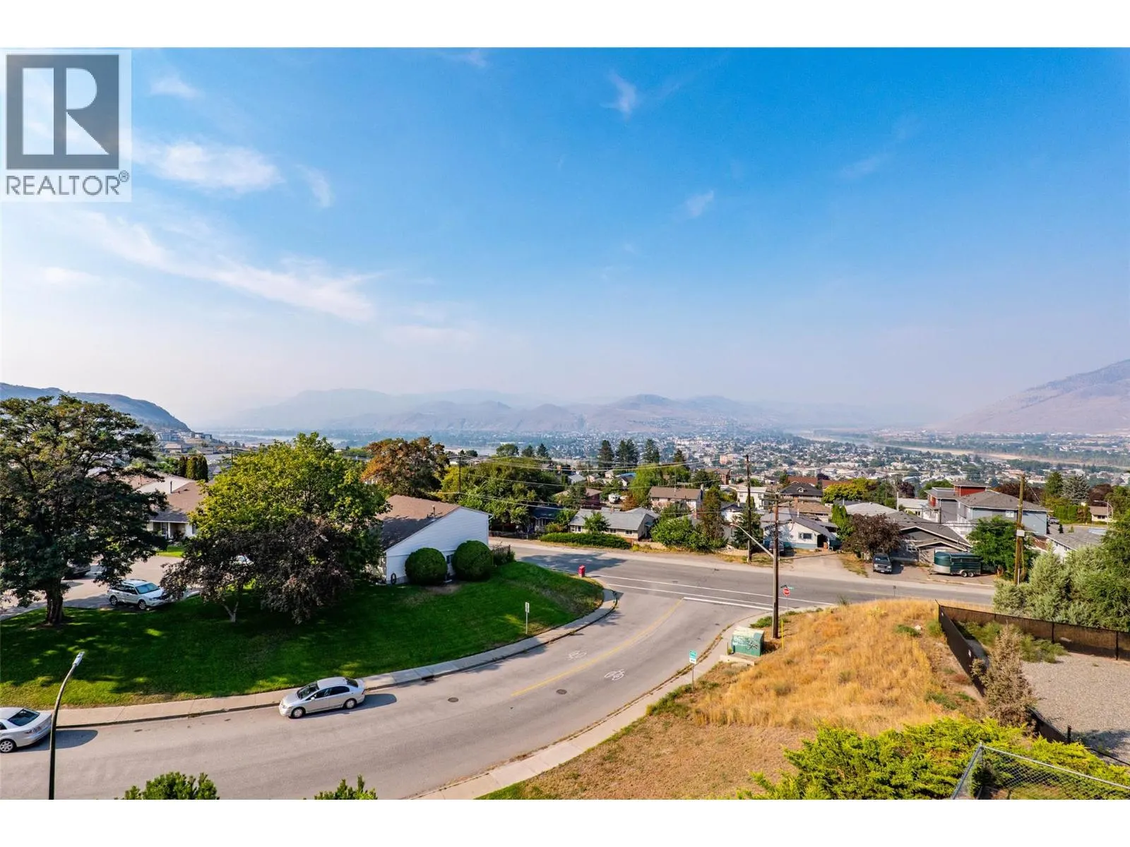 445 DALGLEISH Drive Unit# 10