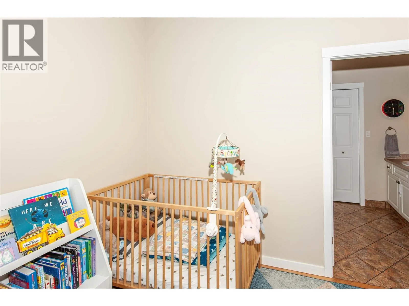 445 DALGLEISH Drive Unit# 10