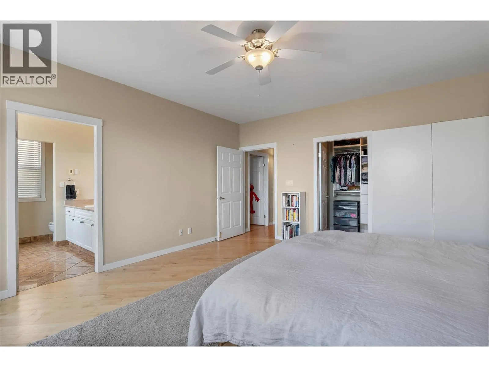 445 DALGLEISH Drive Unit# 10