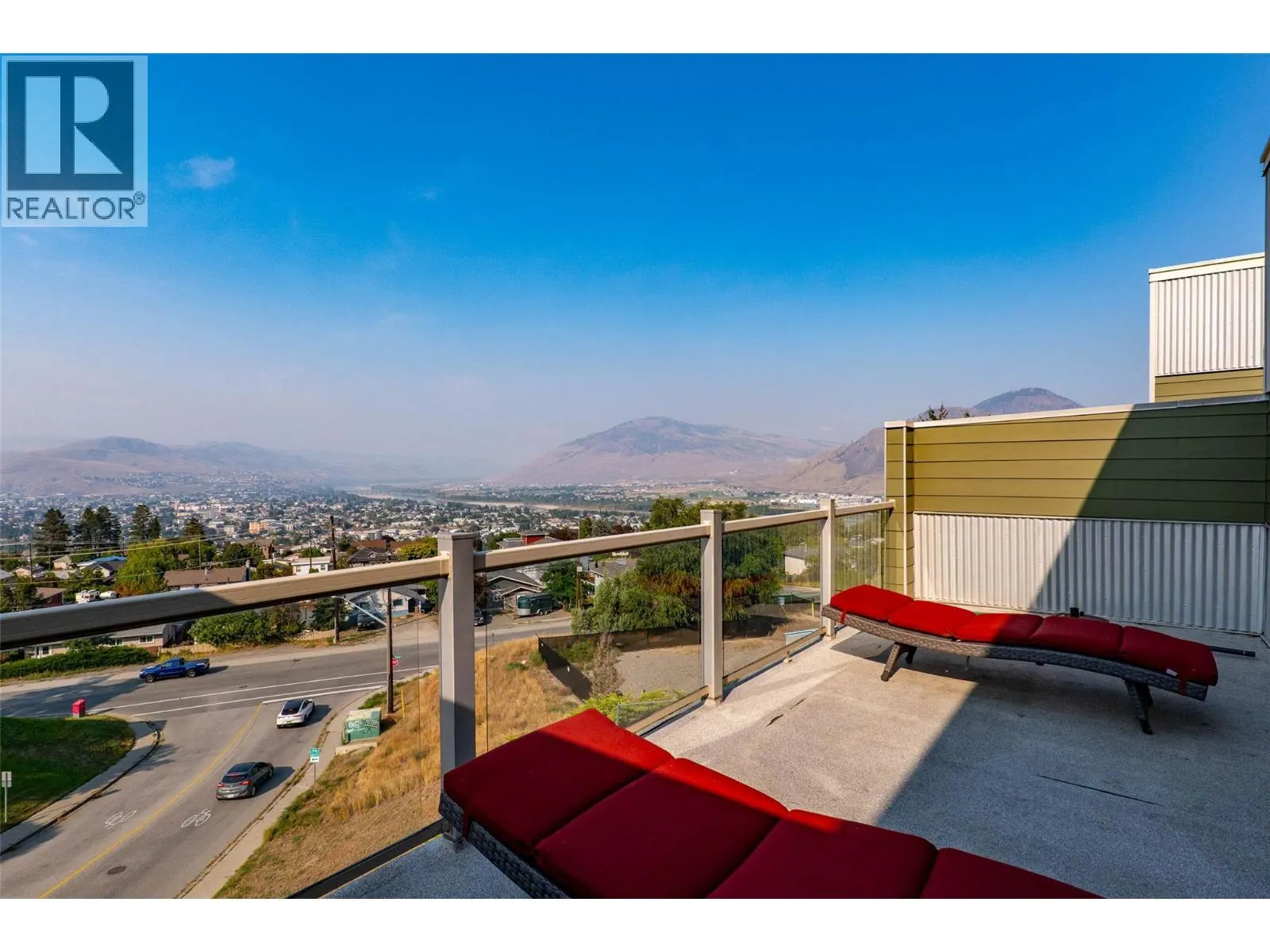 445 DALGLEISH Drive Unit# 10