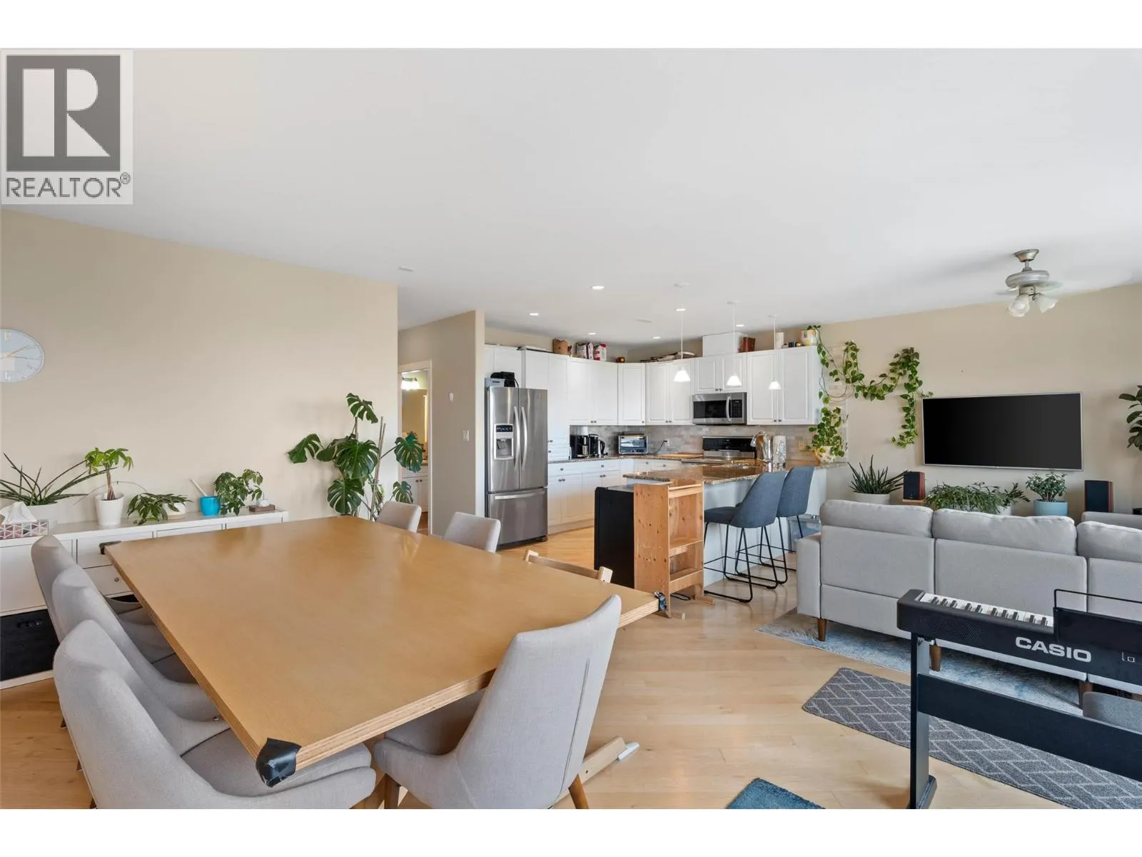 445 DALGLEISH Drive Unit# 10