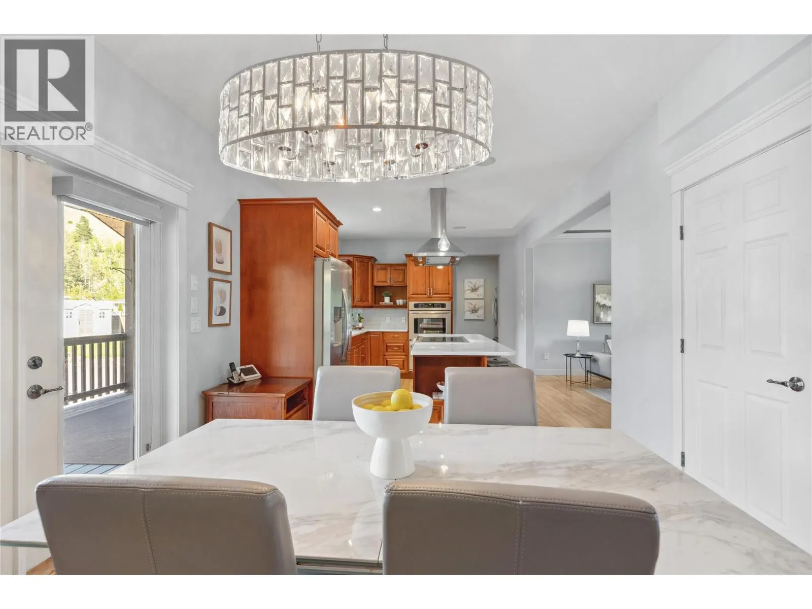 5575 Highway 6 Highway