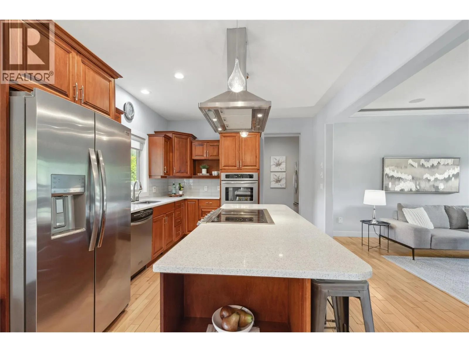 5575 Highway 6 Highway