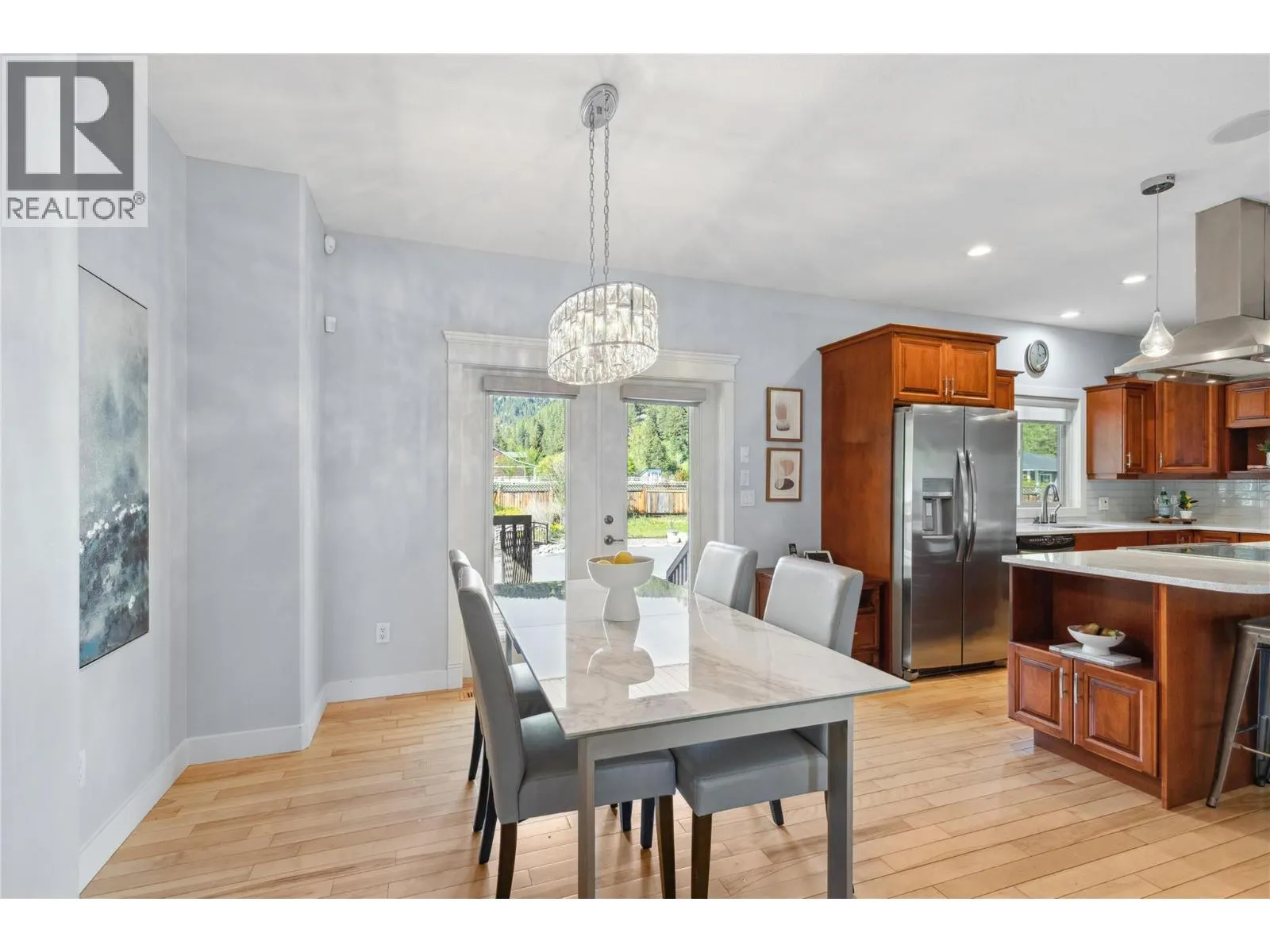 5575 Highway 6 Highway