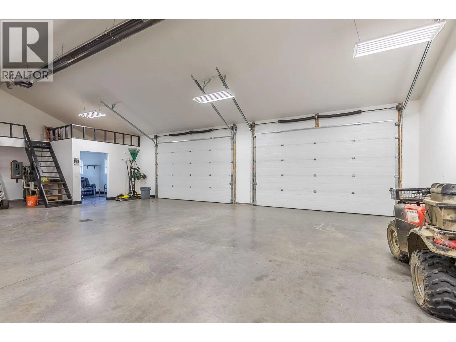 5575 Highway 6 Highway