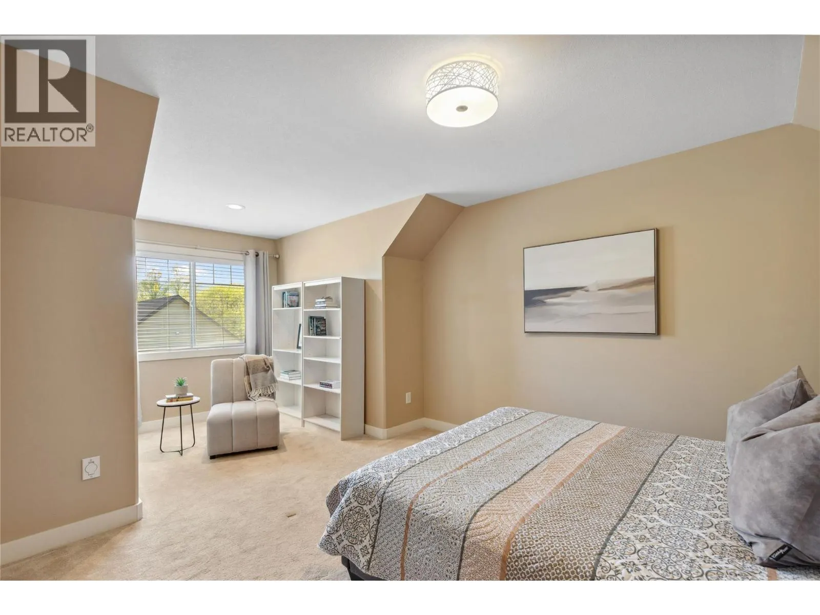 5575 Highway 6 Highway