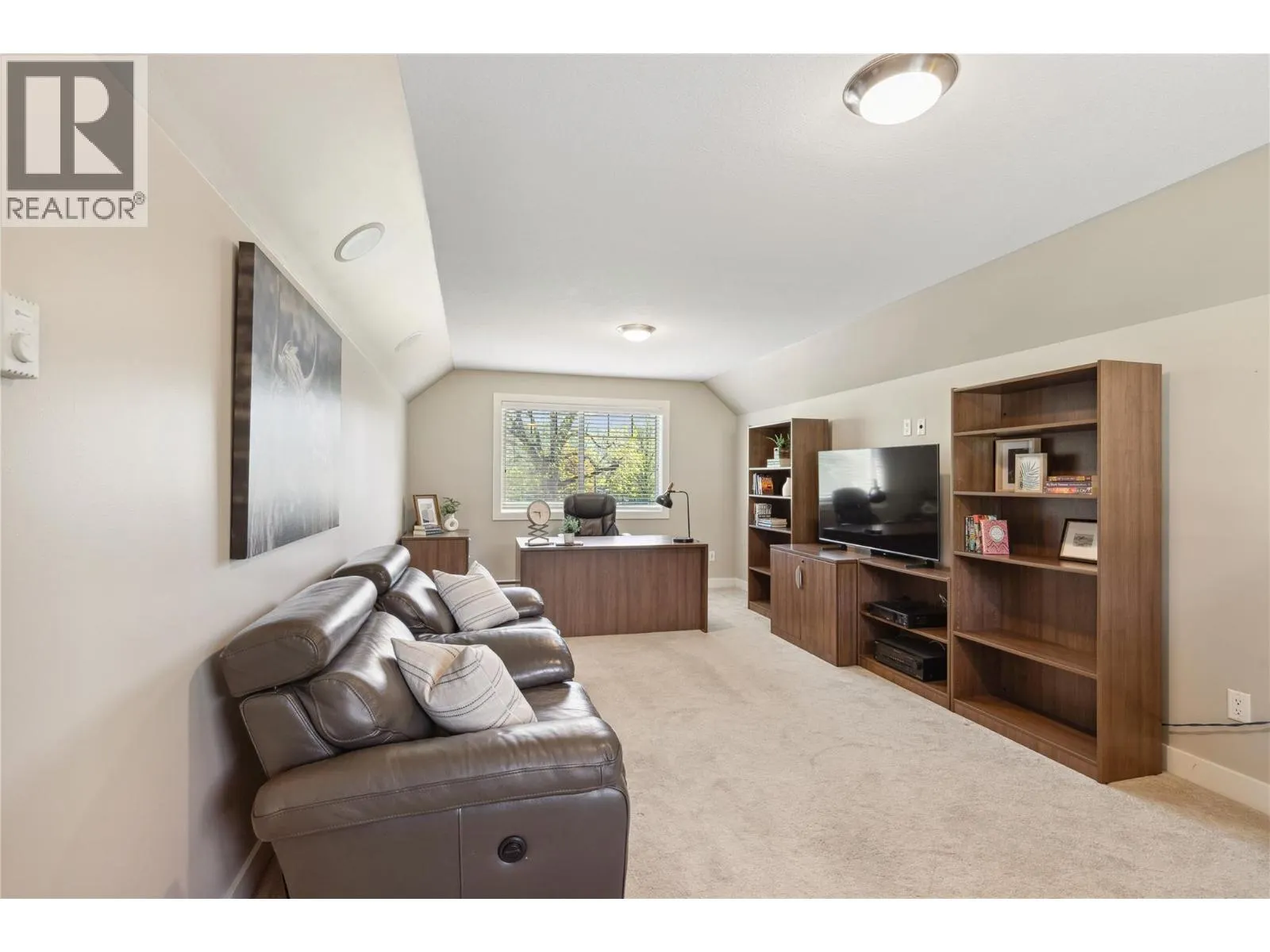 5575 Highway 6 Highway